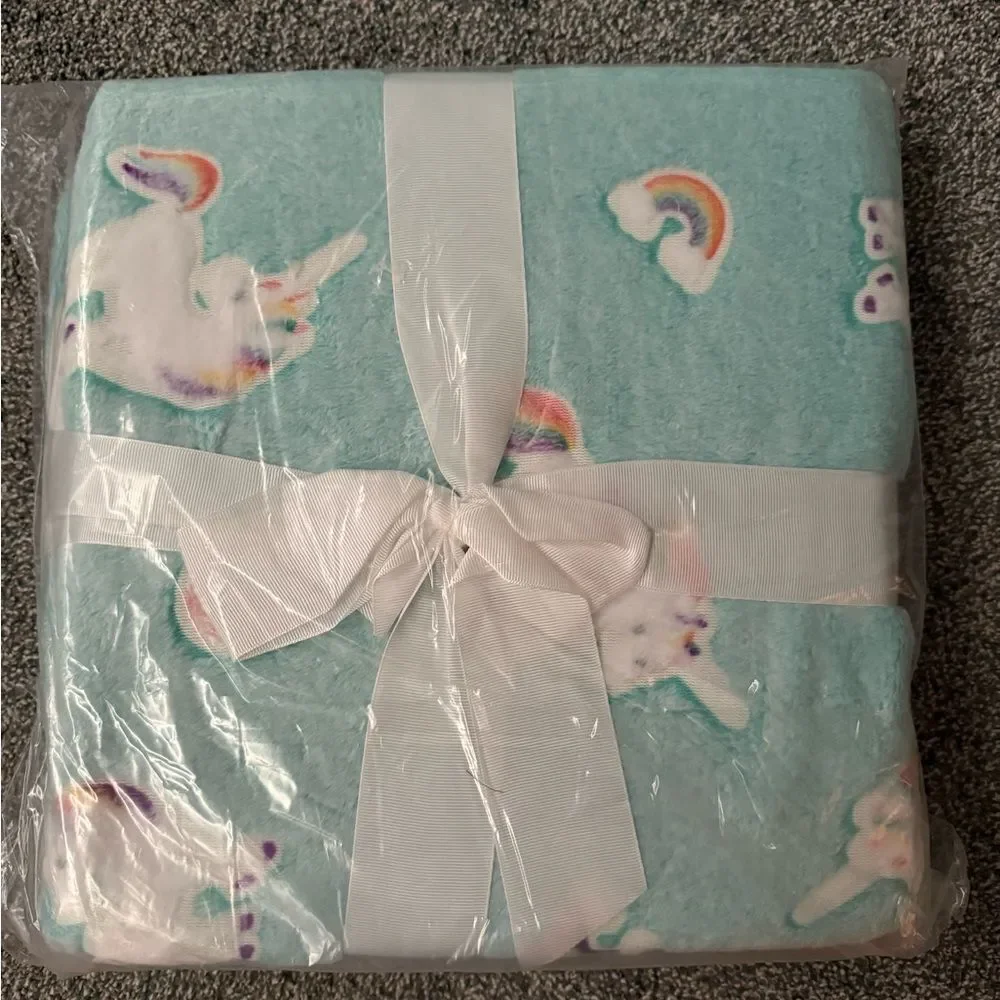 Rainbow Unicorn Sherpa Glow in the Dark Throw Blanket Kids Fantasy Warm Cover